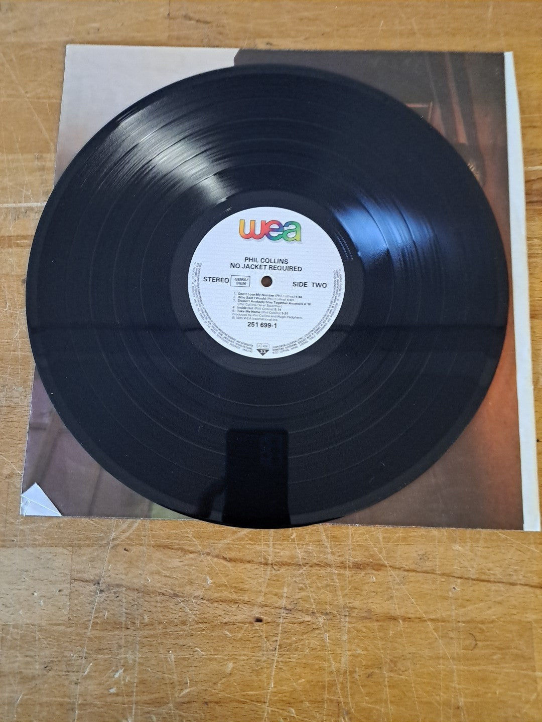 7235963