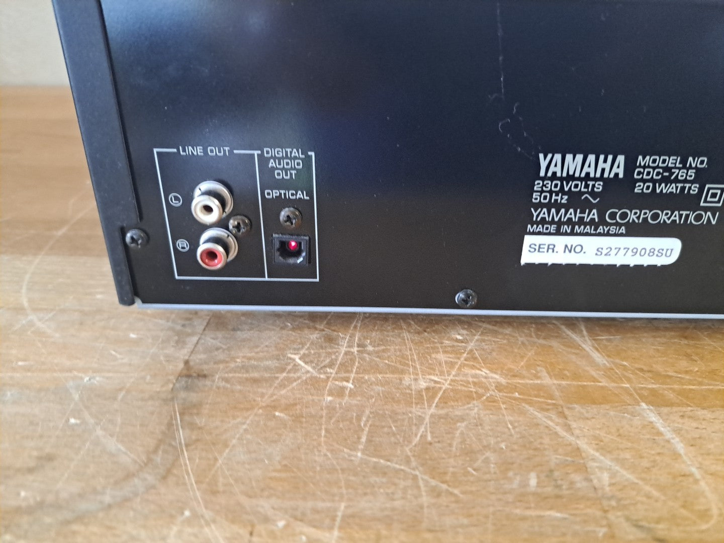 7671729