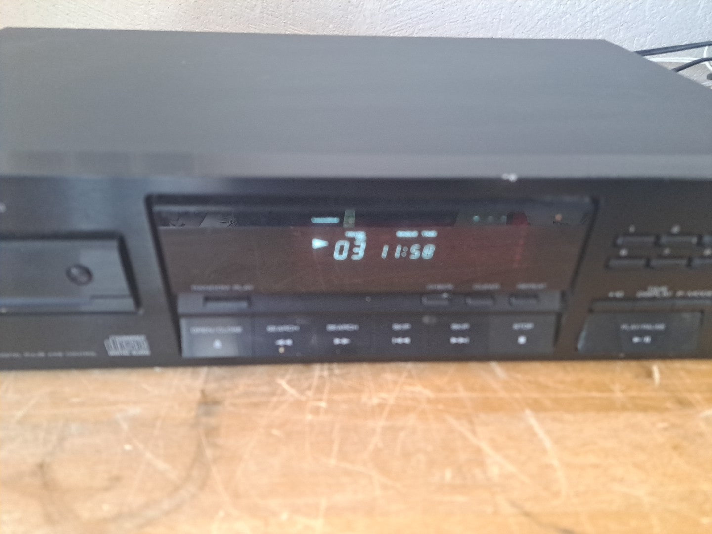 7671376