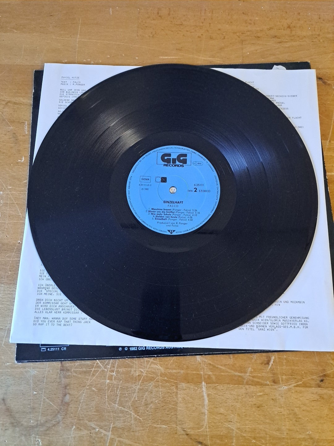 6322610