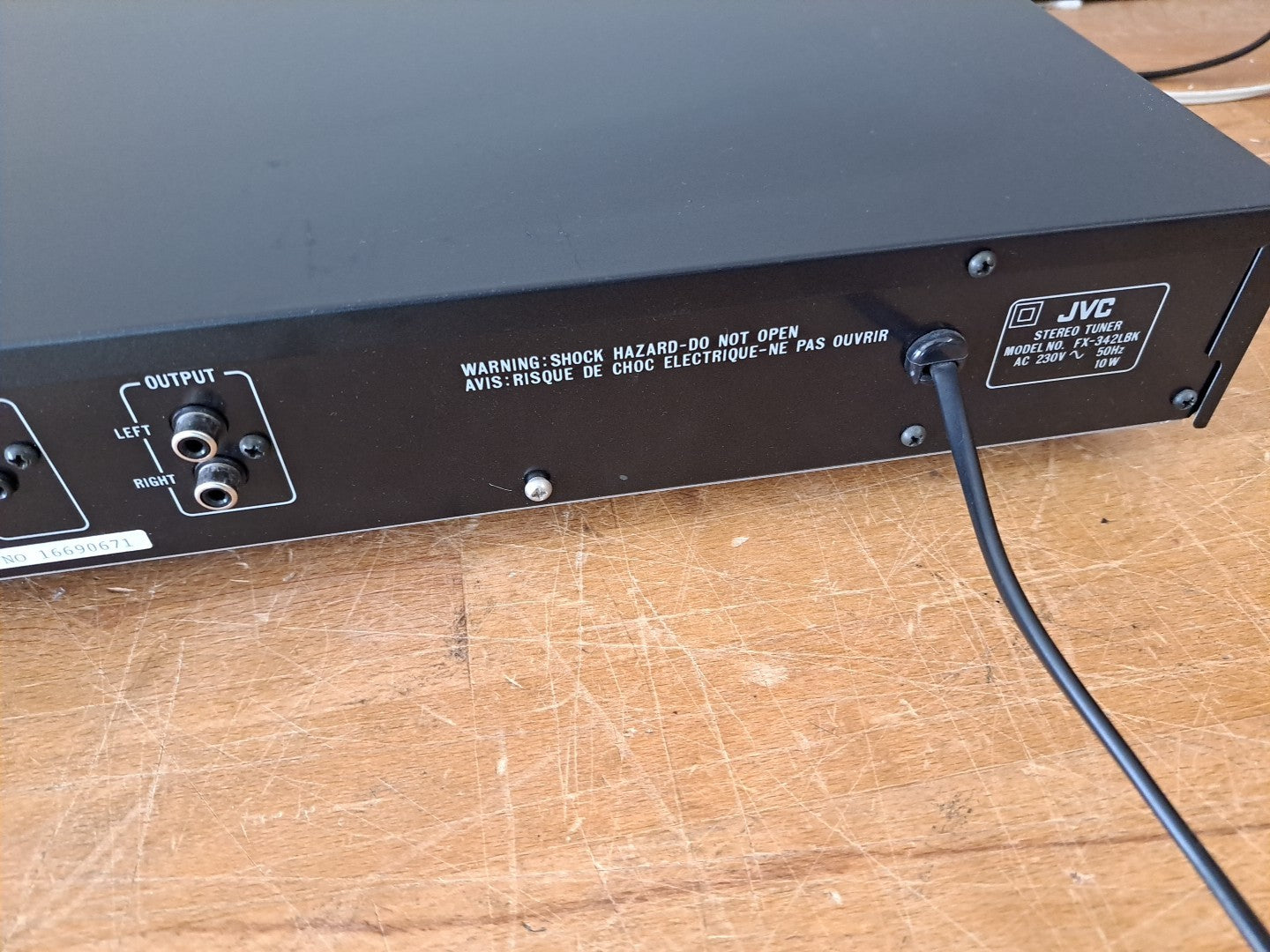 7680273