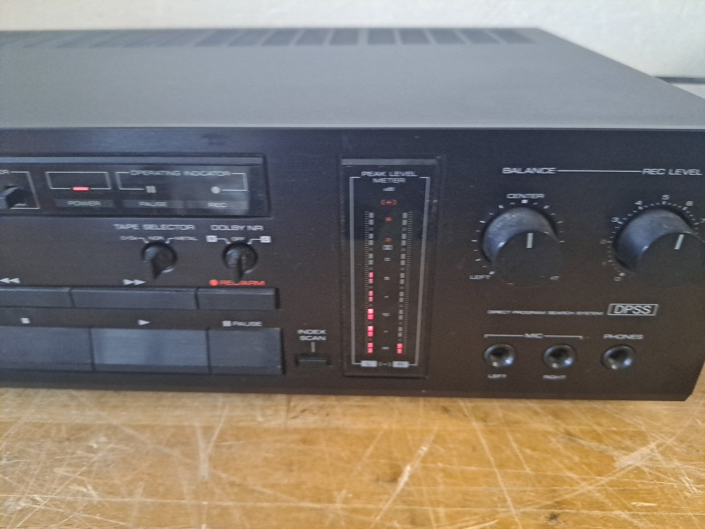 7671732